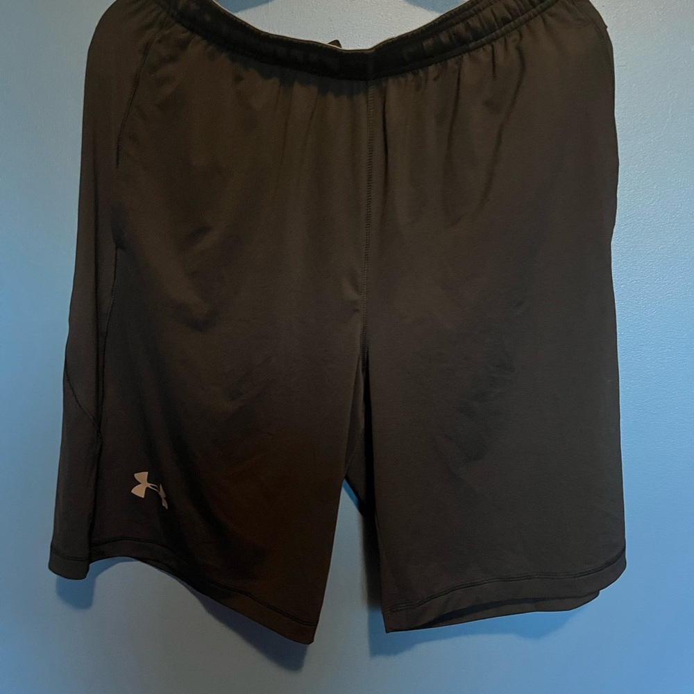 Men’s Under Armour Black Athletic Shorts